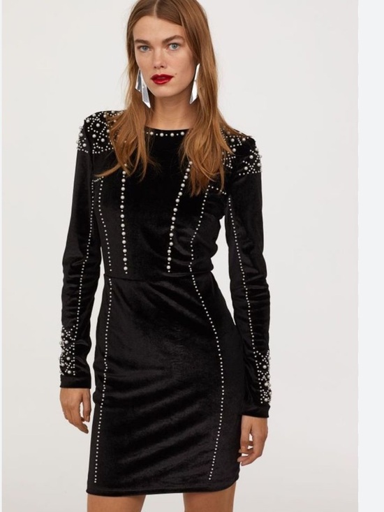 H&M Dresses & Skirts - NWT H&M Black Velvet and Pearl Embellished Mini Dress